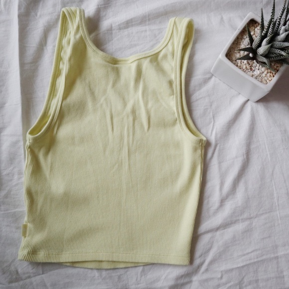 ARITZIA TNA Cropped Ribbed Tank - Picture 6 of 10
